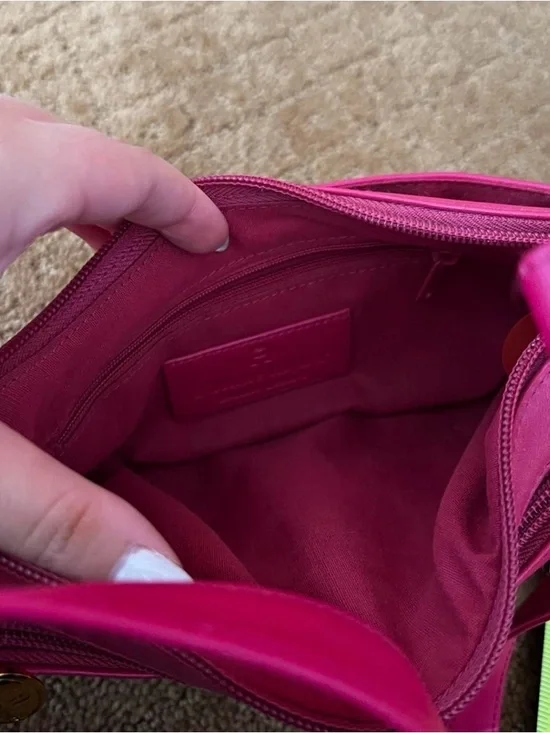 Etienne Aigner small pink leather  shoulder bag with gold hardware - Picture 5 of 7